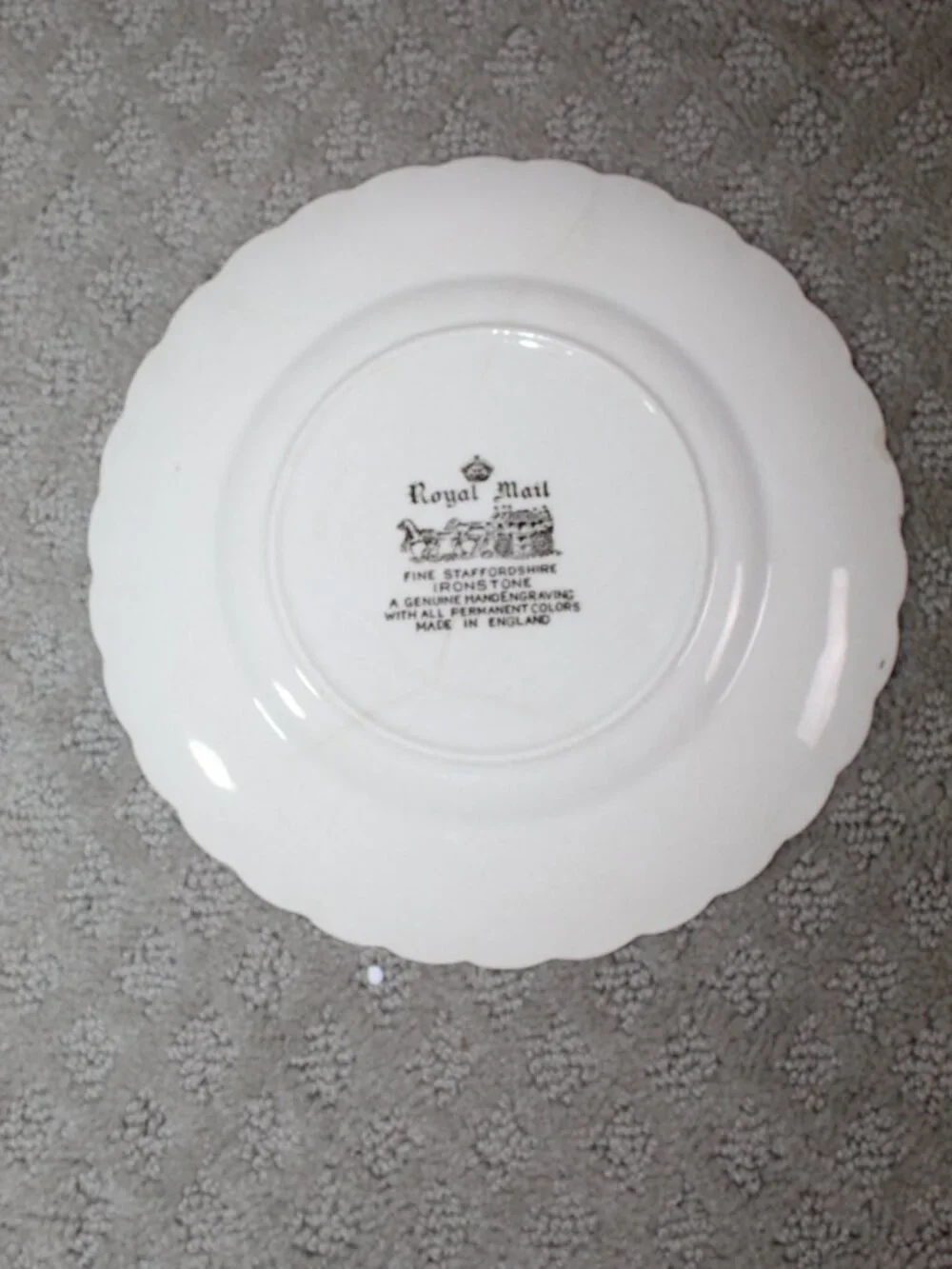 Set of 2 Royal Mail Staffordshire Ware Brown & Ivory 7.75